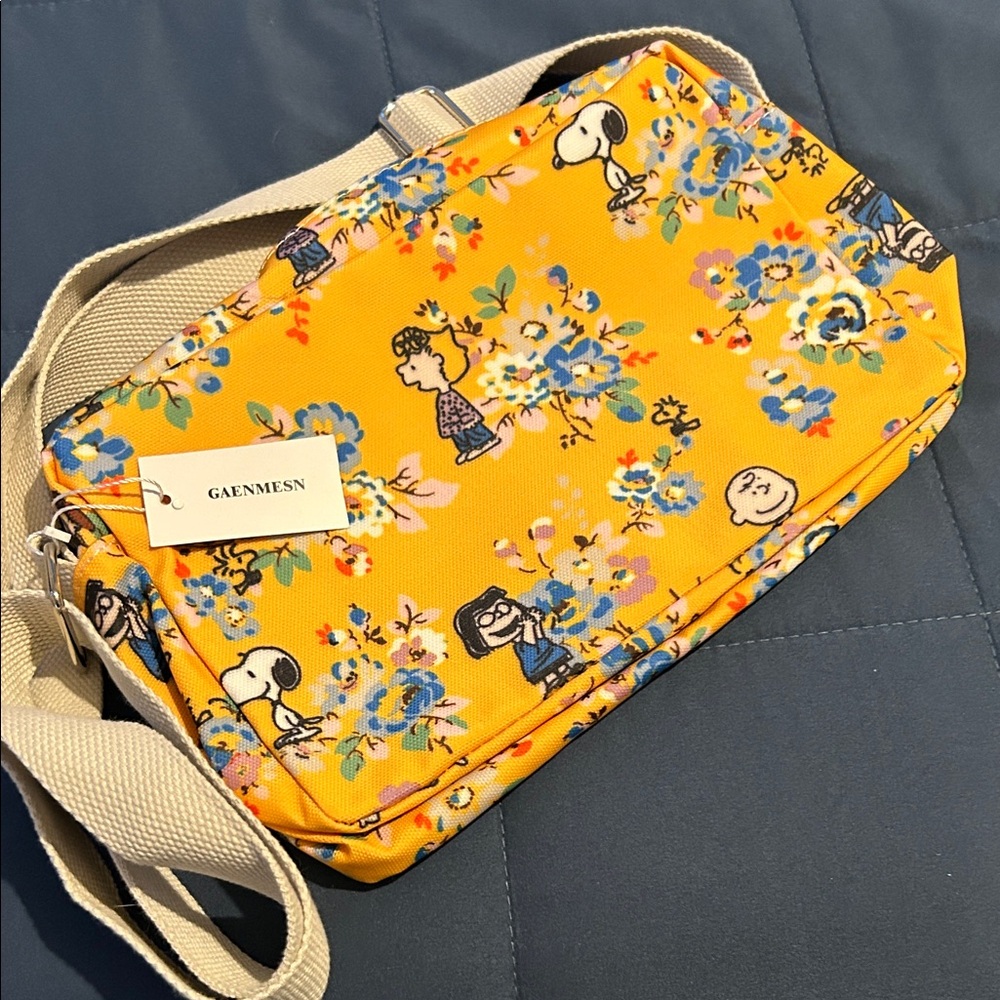Yellow Floral Snoopy Crossbody Bag new with tags